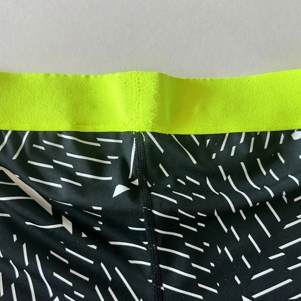 Nike Women’s Pro 11 Bash Training Shorts White/Black/Volt Size Medium - Picture 9 of 11